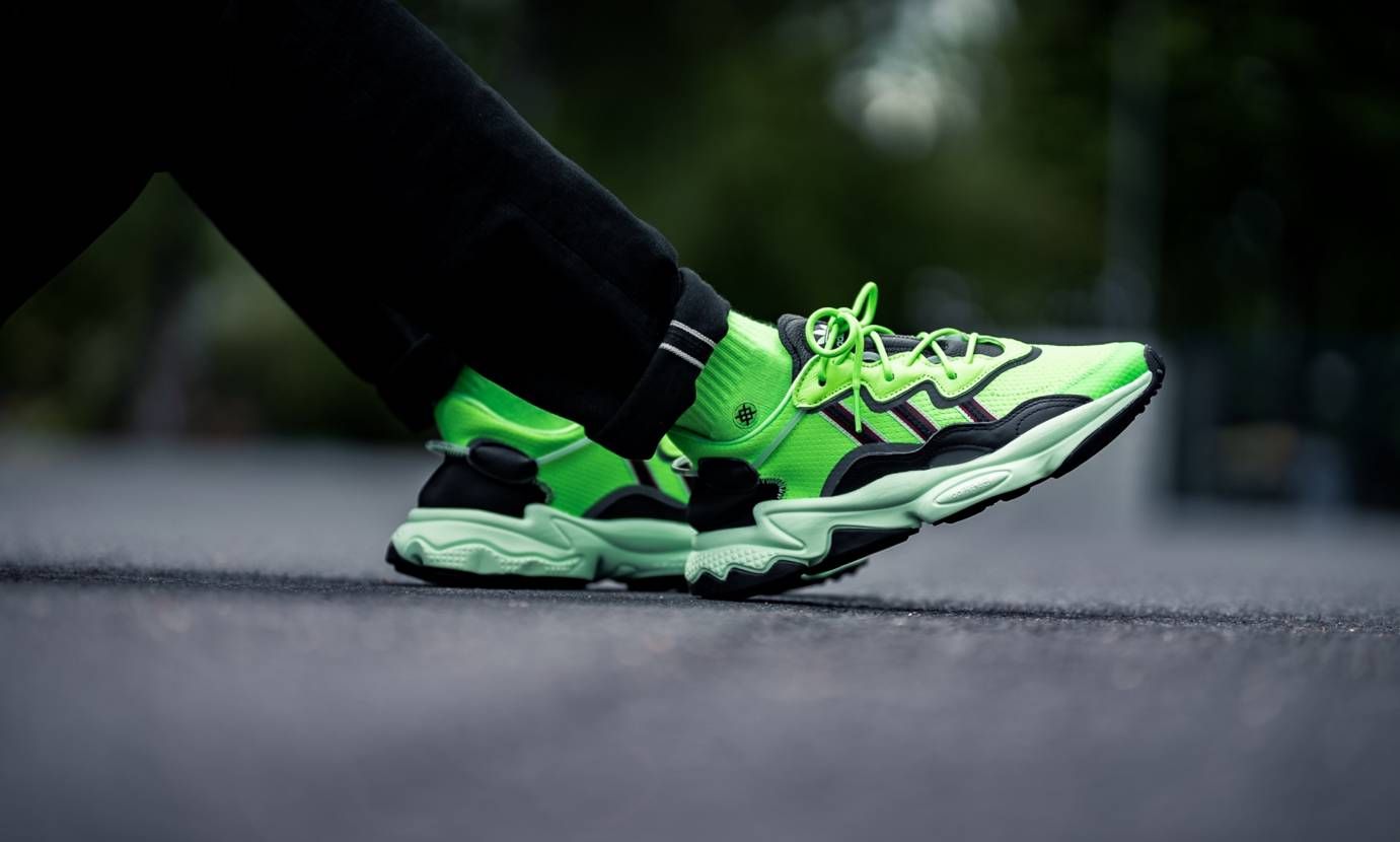 アディダス オズウィーゴ ネオングリーン 3枚目