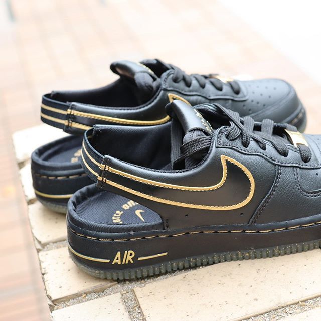 【販売リンクあり】NIKE AIR FORCE 1 VTF BLACK/METALLICGOLD 2枚目