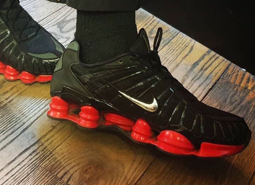 スケプタ×ナイキショックスTL ブラック/ユニバーシティレッド 5枚目