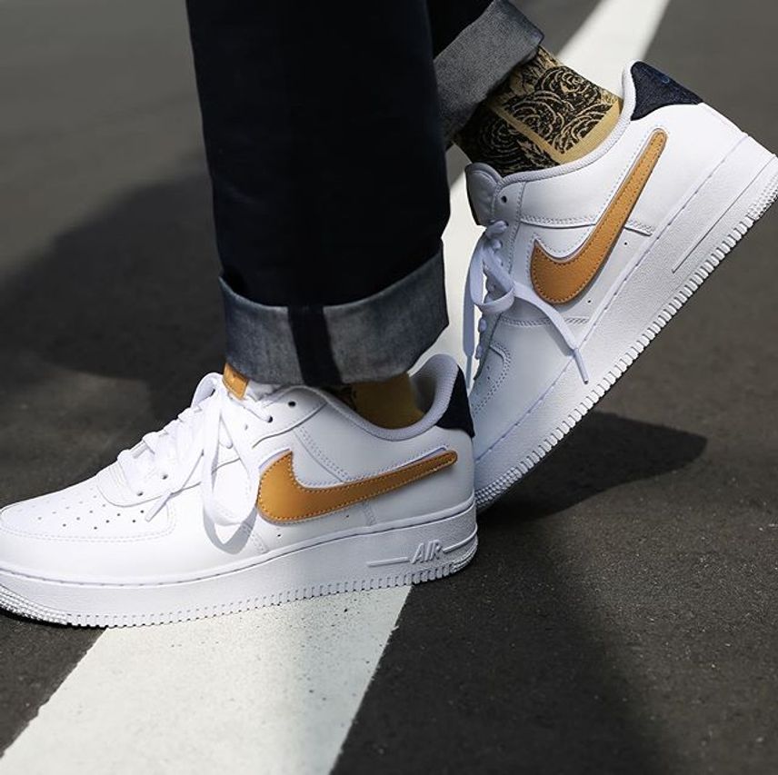 Nike Air Force 1 Low Removable Swoosh Pack