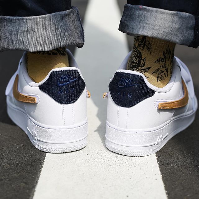 【スニダンで購入可】NIKE AIR FORCE 1 07 LV8  WHITE/WHITE-OBSIDIAN-VACHETTA TAN 3枚目