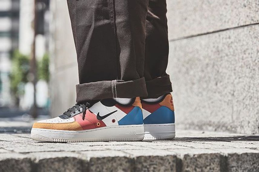 【スニダンで購入可】NIKE AIR FORCE 1 IMPERIAL RED