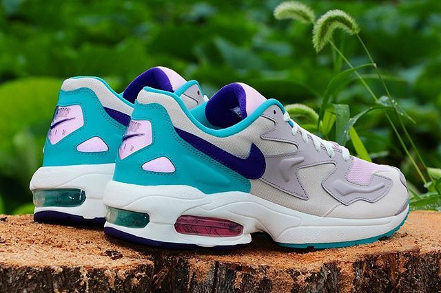 ナイキ エアマックス2ライト 全2色 3枚目