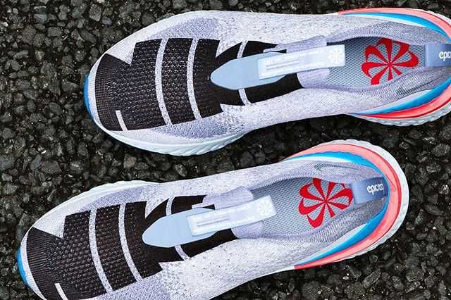 ナイキ エピックファントム リアクト FK JDI グレー 2枚目