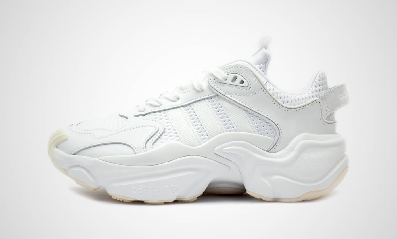 アディダス マグミュールランナー ホワイト 4枚目