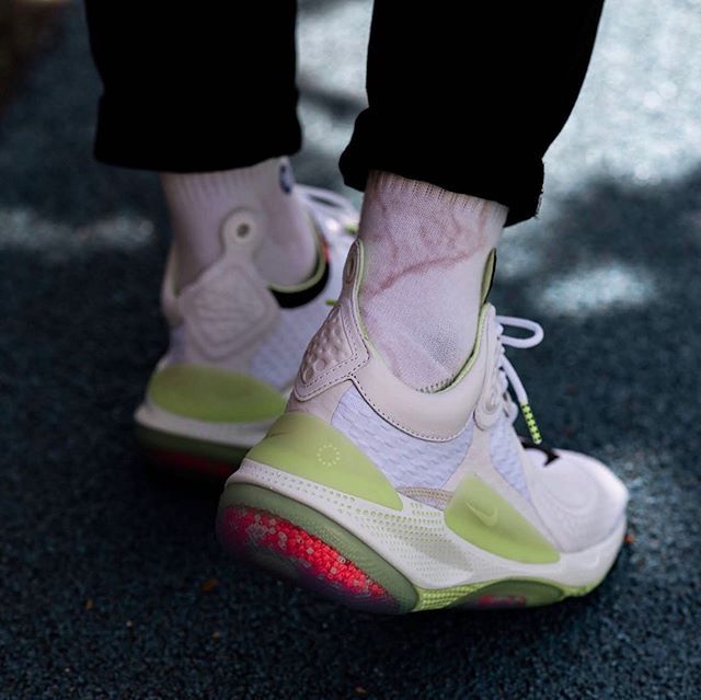 ナイキ  ジョイライド NSW セッター  2色 4枚目