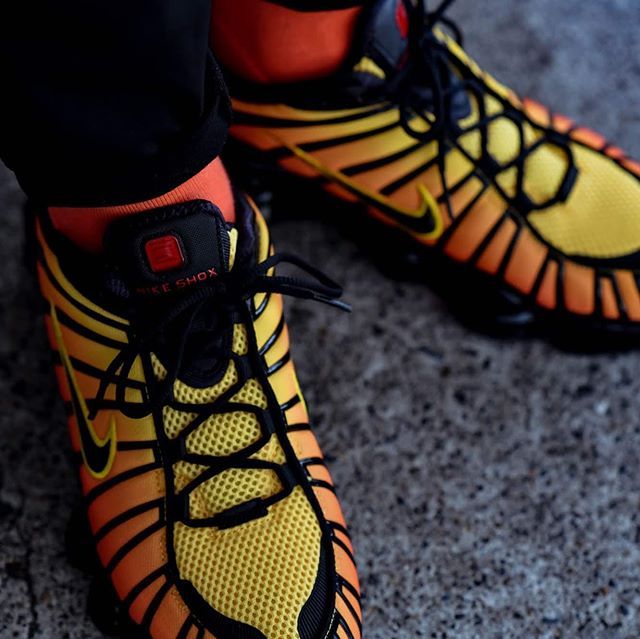 ナイキ ショックスTL サンライズ 3枚目