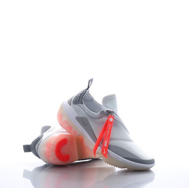 ナイキ ジョイライド オプティック 全2色 3枚目