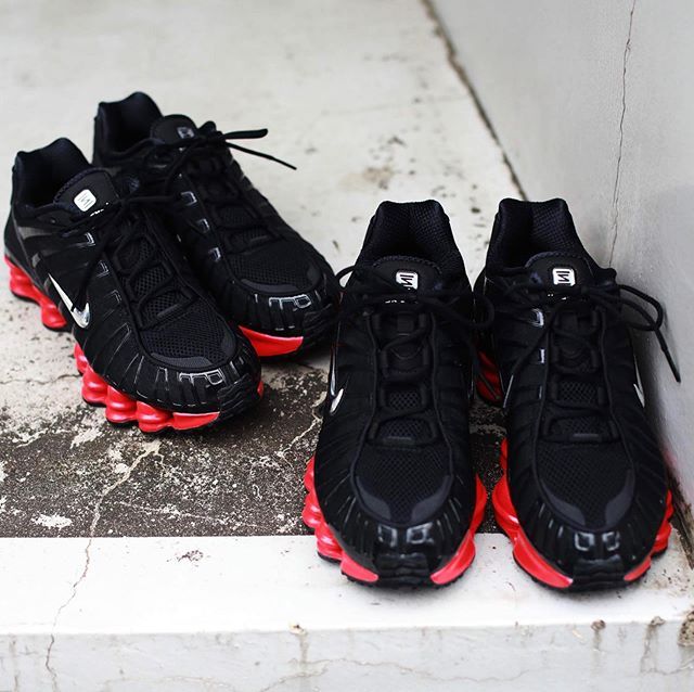 スケプタ×ナイキショックスTL ブラック/ユニバーシティレッド 3枚目