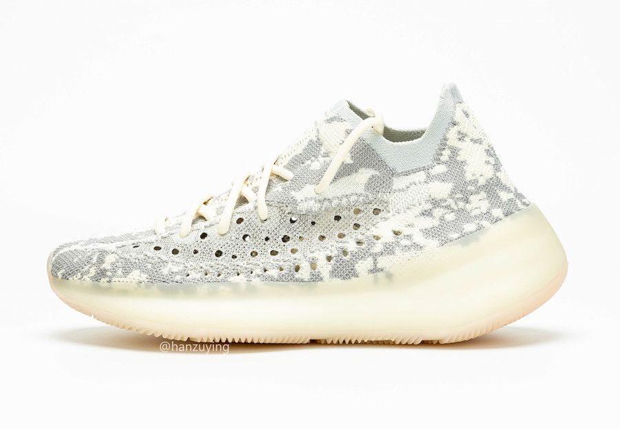 【スニダンで購入可】アディダス イージーブースト380 エイリアン 24枚目