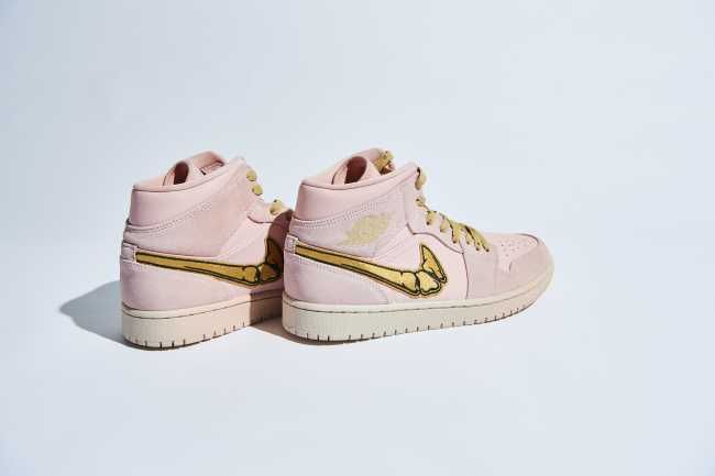 スティルアライブ FATAL GOLD エアジョーダン1 ミッド 3枚目