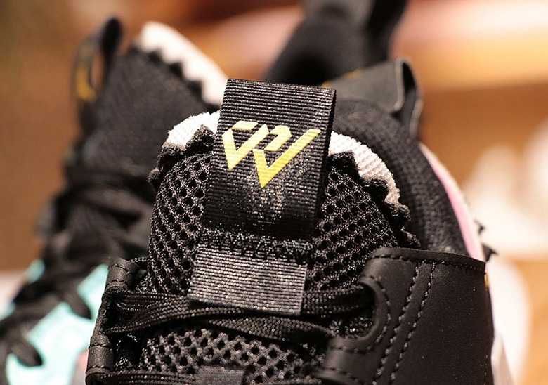 ナイキ ジョーダン ワイノット ゼロ0.2SE ブラック/ホワイト 4枚目