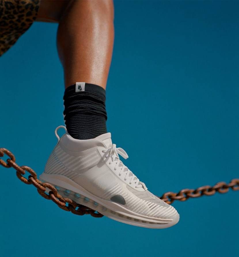 ジョンエリオット×ナイキ レブロンアイコン サミットホワイト 2枚目