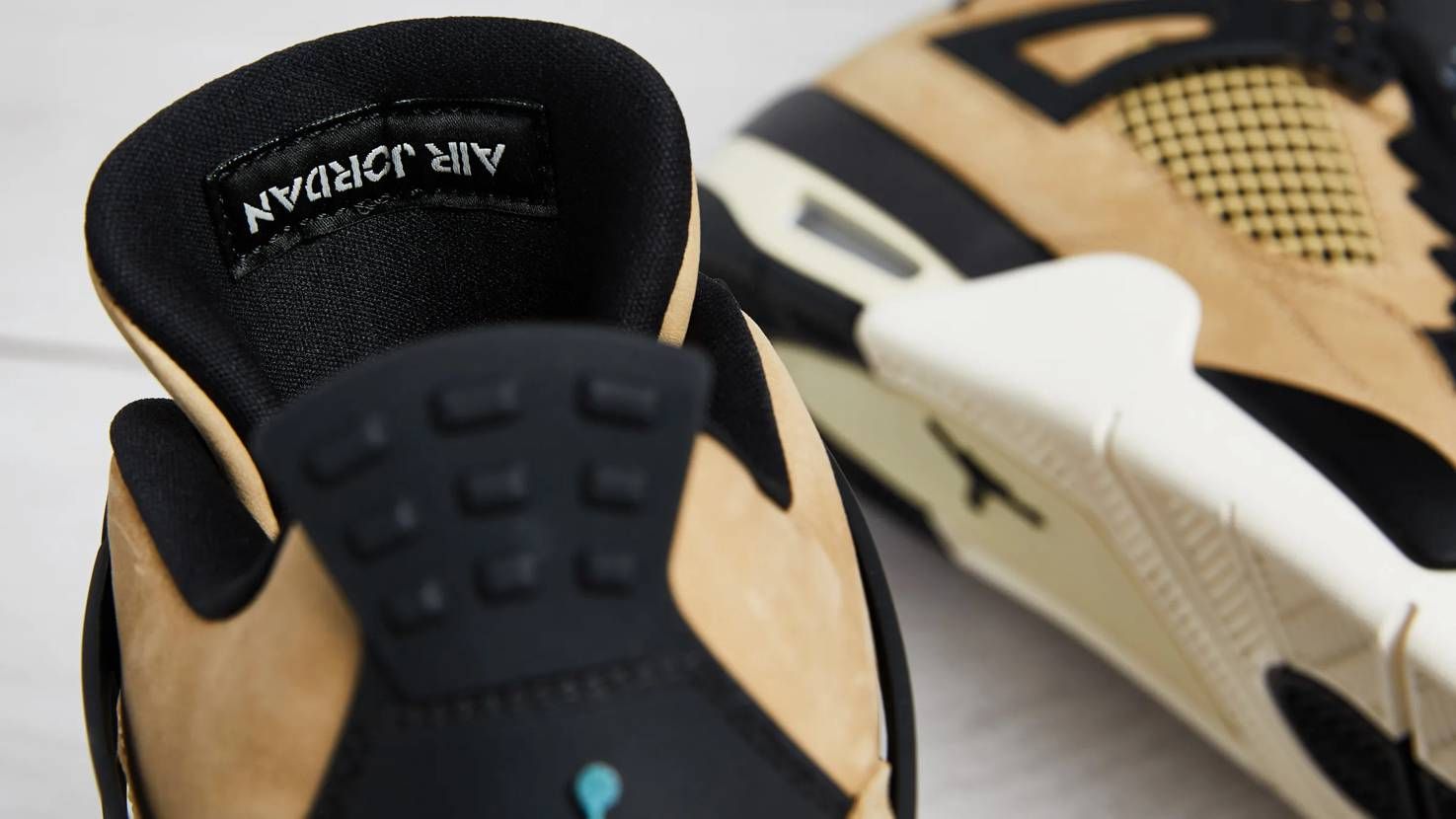 ナイキ エアジョーダン4 マッシュルーム 10枚目