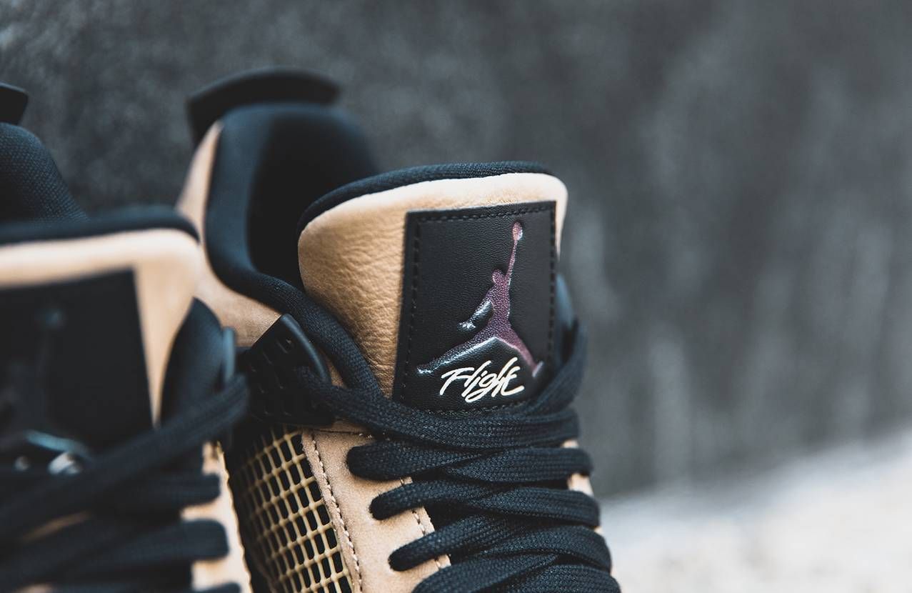 ナイキ エアジョーダン4 マッシュルーム 3枚目