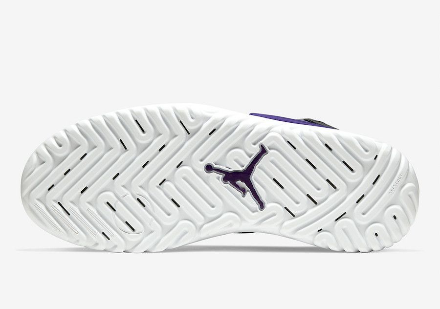 ナイキ エアジョーダン1 リアクト ブラック/パープル 6枚目