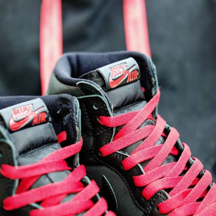 ナイキ エアジョーダン1 レトロ ハイ OG "ブラックサテン" 25枚目