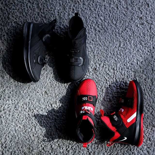 ナイキ レブロンソルジャー13 全2色 2枚目