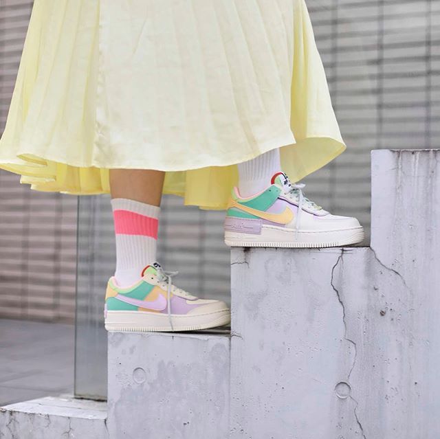 【スニダンで購入可】NIKE AIR FORCE1 SHADOW 4 COLORS 4枚目