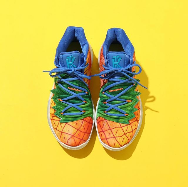 スポンジボブ×ナイキ カイリー5 パイナップルハウス 2枚目