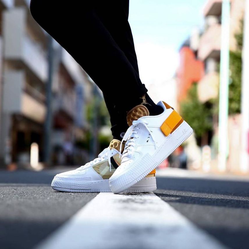 【スニダンで購入可】NIKE AIR FORCE 1 TYPE WHITE/GOLD/YELLOW