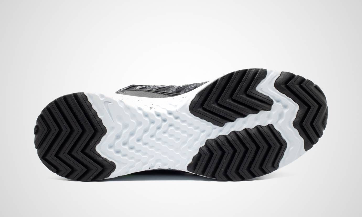 ナイキ ACG リアクト テラ ゴービー ブラック/レッド 8枚目