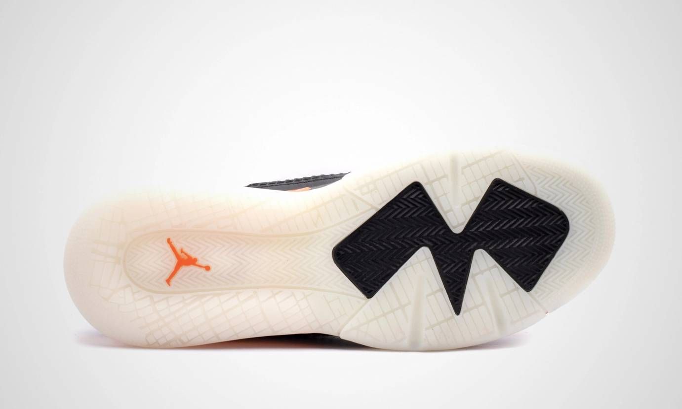 ナイキ ジョーダンマーズ270 シャッタード バックボード 8枚目