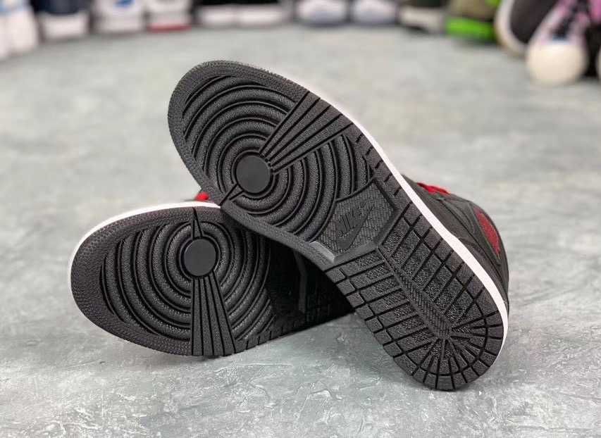 ナイキ エアジョーダン1 レトロ ハイ OG "ブラックサテン" 11枚目