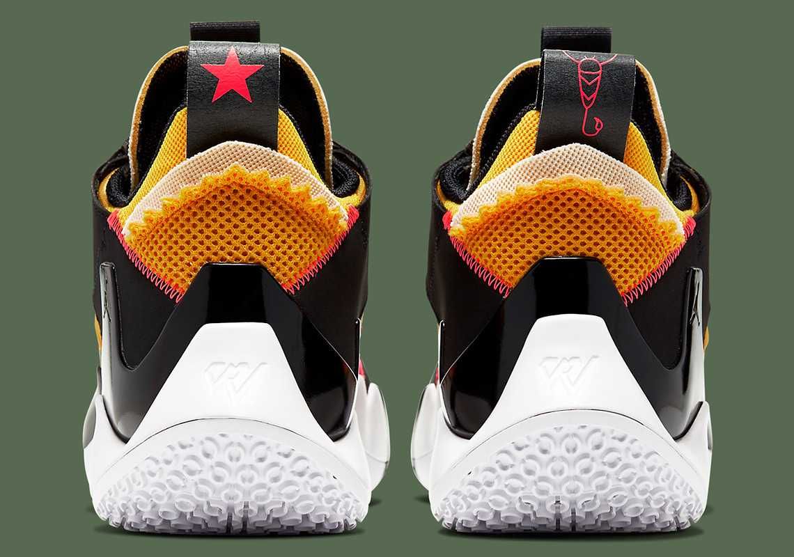 ナイキ ジョーダン ワイノットゼロ.2 SE ブラック/フラッシュクリムゾン-アマリロバストグレー 5枚目