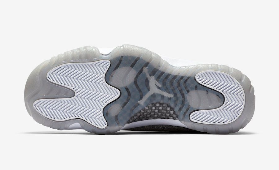 ナイキ エアジョーダン11 メタリックシルバー 7枚目