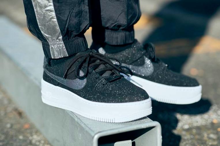 【スニダンで購入可】NIKE AIR FORCE 1 SAGE LOW 2COLORS 3枚目