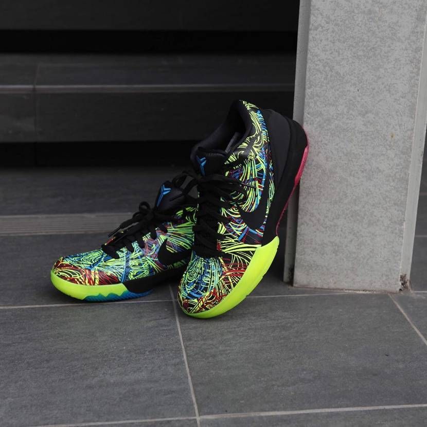 ナイキ コービー 4 プロトロ "WIZENARD" 2枚目