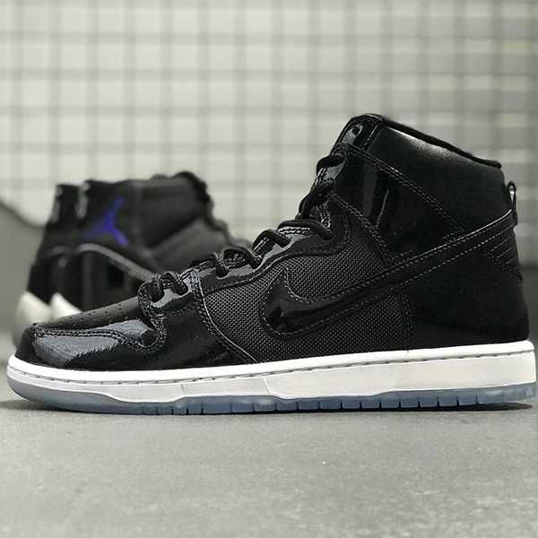 ナイキSB ダンク ハイプロ スペースジャム 2枚目