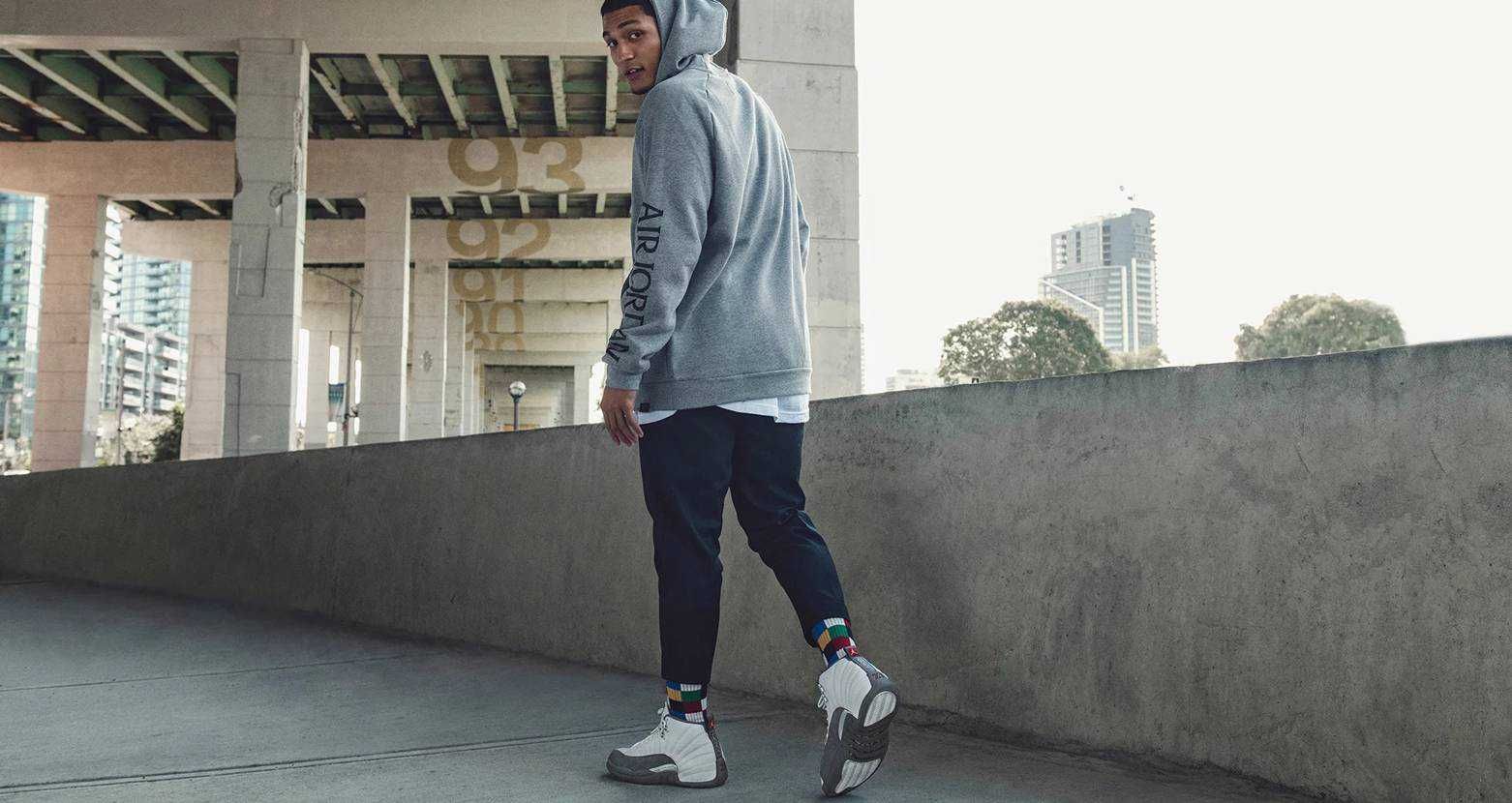 ナイキ エアジョーダン12 ダークグレー 3枚目