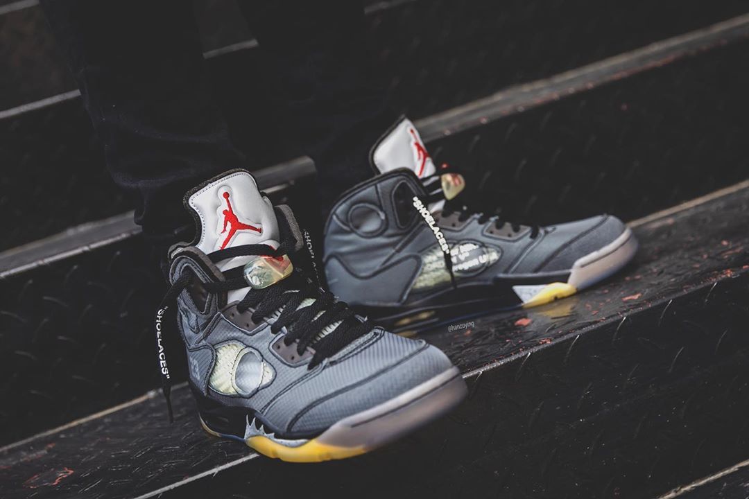 【スニダンで購入可】2/15発売 OFF-WHITE × NIKE AIR JORDAN5 "BLACK/MUSLIN-FIRE RED" 抽選/定価/販売店舗まとめ 42枚目