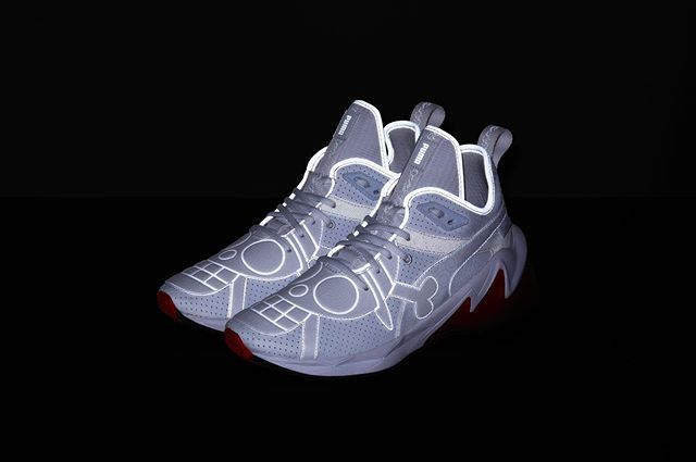 ワンピース×プーマ セルヴェノム 3枚目