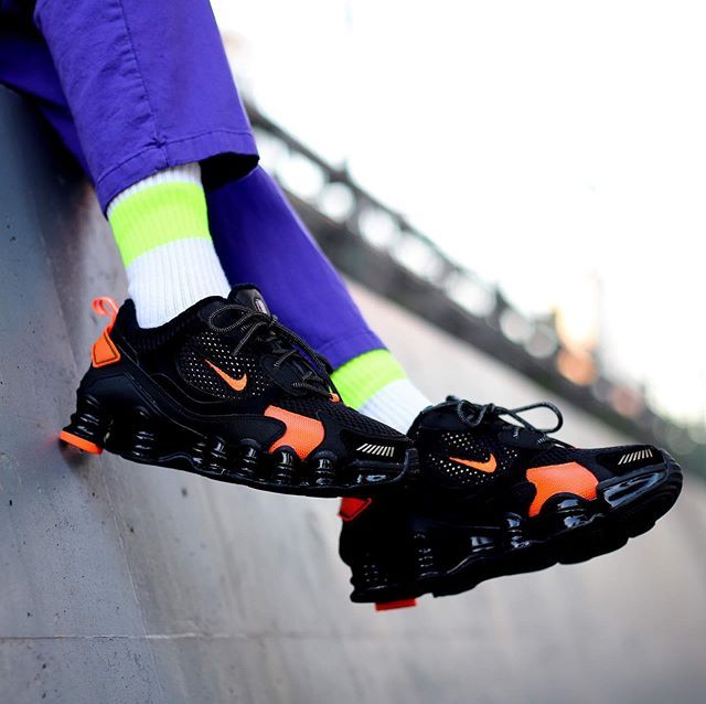 ナイキ ショックス TL ノヴァ メタリックシルバー/ライムブラスト 4枚目