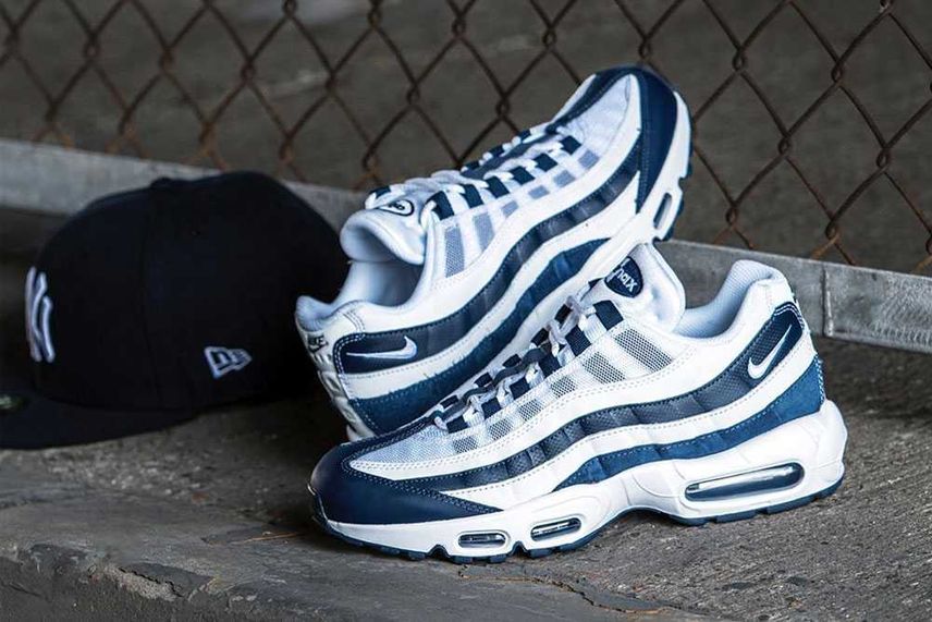 Nike Air Max 95 Essential Nike Air Max 95 Essential