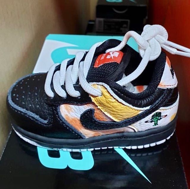 ナイキSB ダンク ロー レイガンズ タイダイ 全2色 3枚目