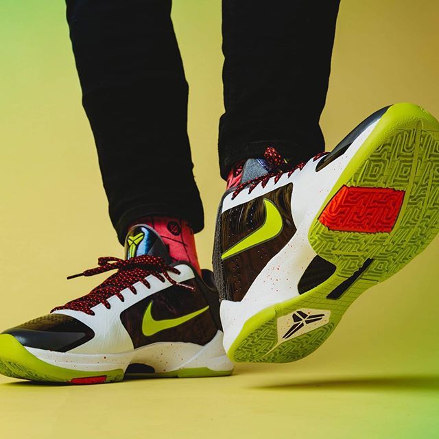 ナイキ コービー5 プロトロ "カオス" 2枚目