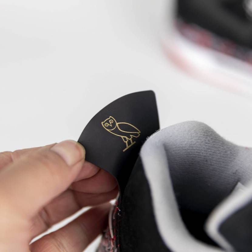 OVO×ナイキ エアジョーダン4 レトロ スプラッター 8枚目