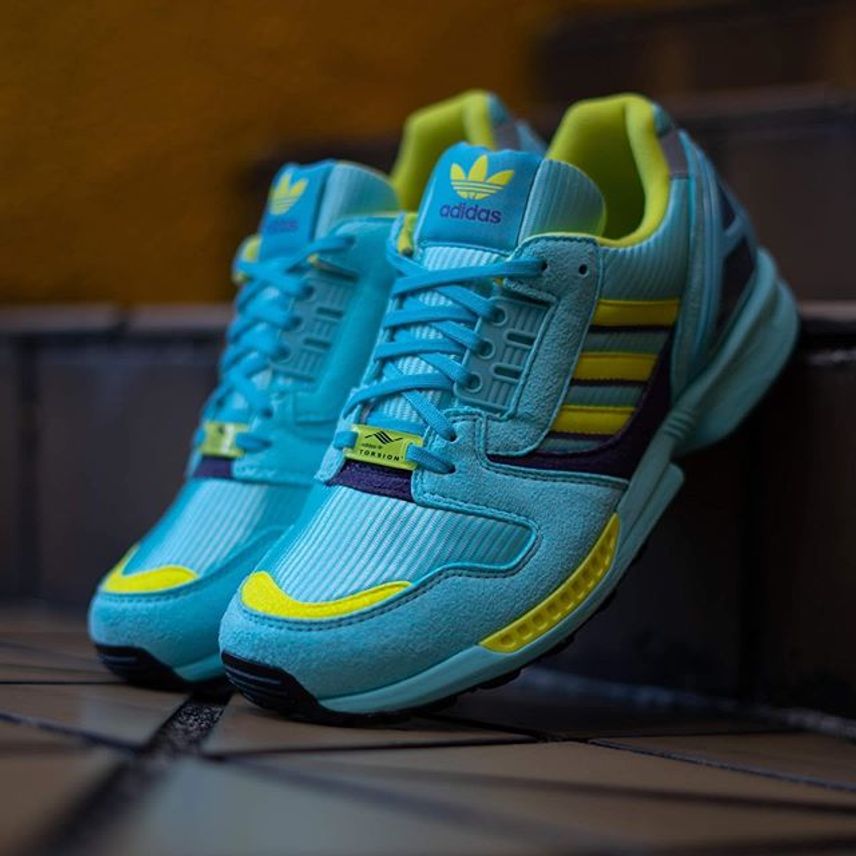 ブルー adidas ZX 8000