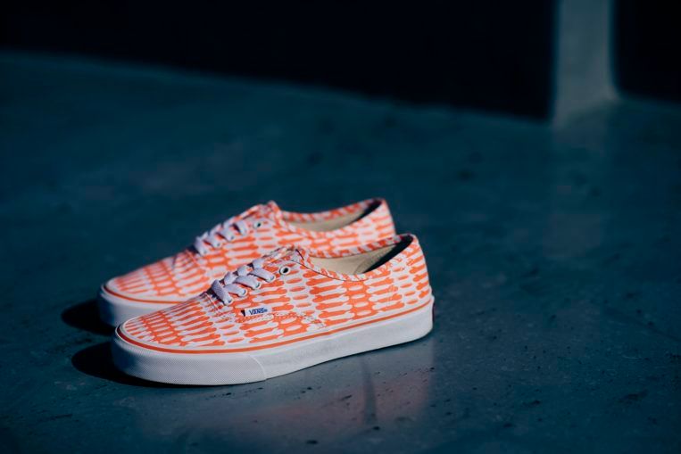 ビリーズ × ヴァンズ オーセンティック "フライングディスク" 2枚目