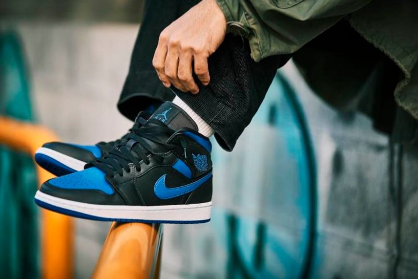 靴 AIR JORDAN 1 MID 554724-068 26cm NIKE AIR JORDAN 1 MID