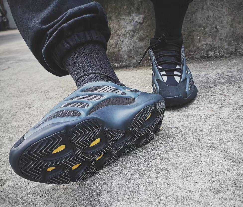 【スニダンで購入可】4/11発売 ADIDAS YEEZY 700 V3 "ALVAH" 抽選/定価/販売店舗まとめ 7枚目