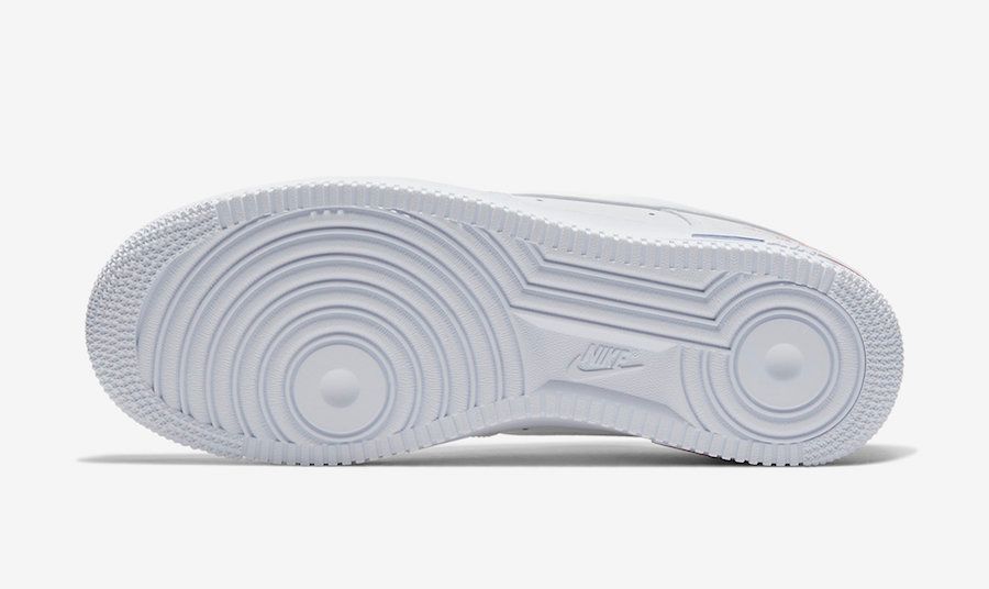 【スニダンで購入可】NIKE AIR FORCE 1 NBA PARIS 5枚目