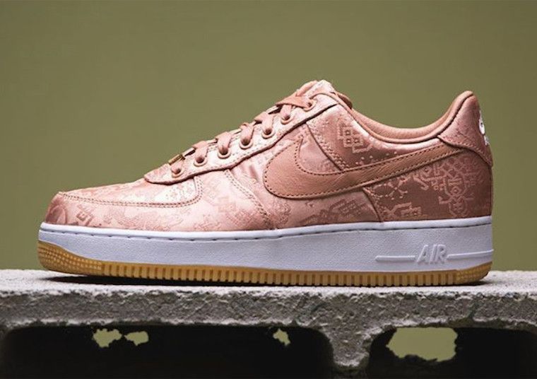 【スニダンで購入可】CLOT×NIKE AIR FORCE 1 LOW "ROSE GOLD" 4枚目