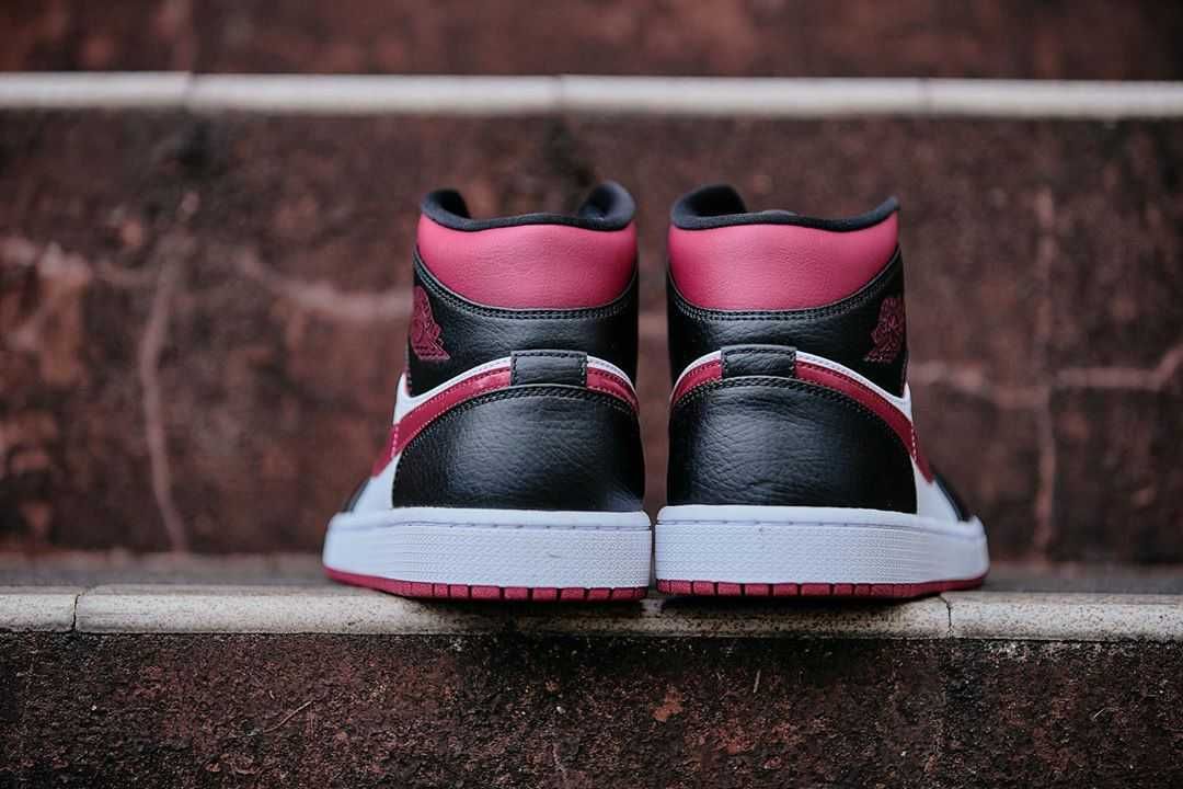 ナイキ エアジョーダン1 ミッド "ブラック/レッド/ホワイト" 3枚目