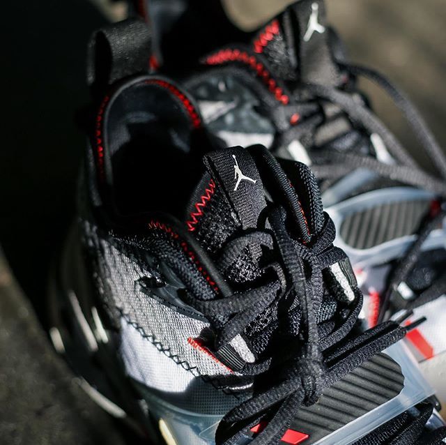 ナイキ ジョーダン ワイノット ゼロ.3 "ホワイト/ブライトクリムゾン" 2枚目