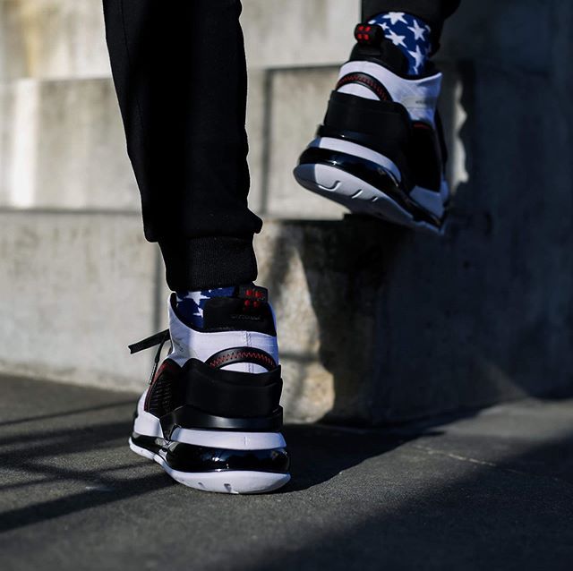 ナイキ ジョーダン エアロスペース720 "ホワイト/ブラック/レッド" 3枚目